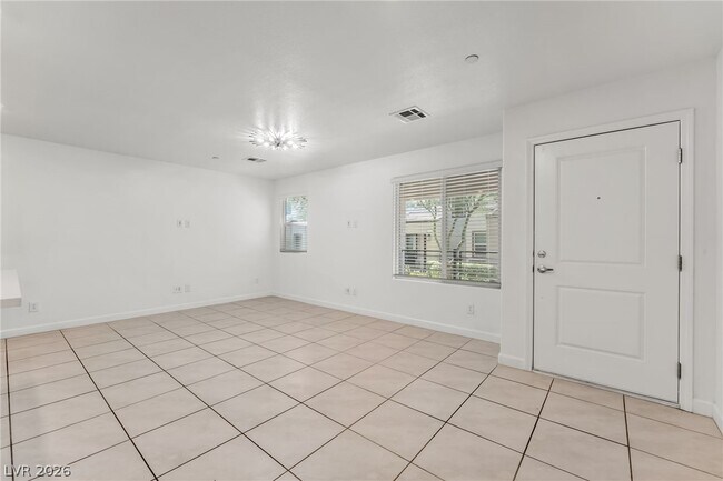 Building Photo - 3621 Hestia Ave