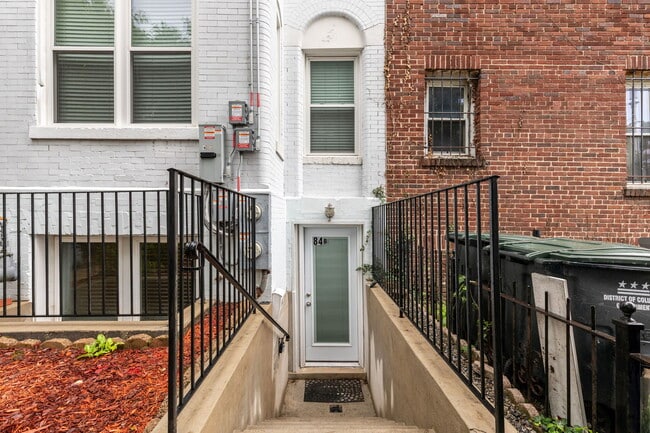 Building Photo - 84 Q St NW