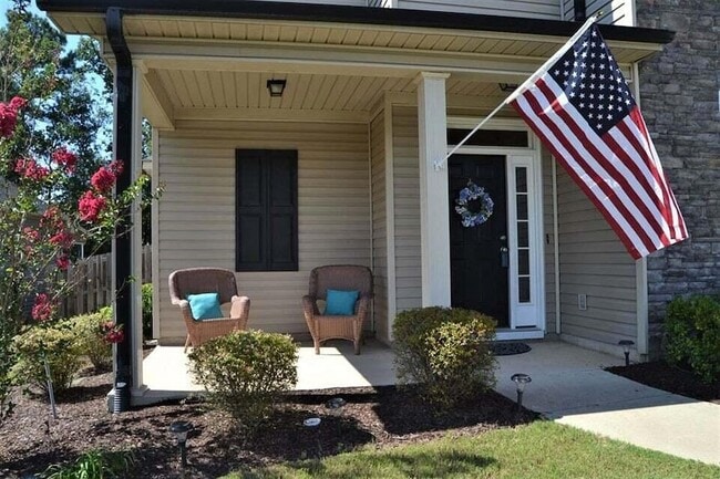 Building Photo - 2612 Waites Dr