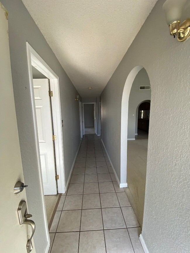 Foto del edificio - West El Paso, Scenic Heights. 3 bedrooms, ...