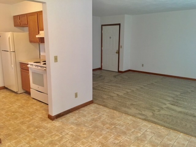 Foto del edificio - 550 Circle Pine Dr