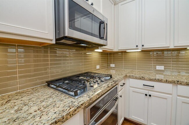 Foto del edificio - 1507 Peyton Oaks Pl