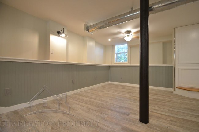 Building Photo - 7605 Hillandale Road B- North Charleston