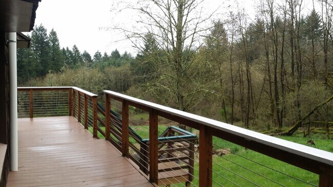 Foto del edificio - 4-Bedroom House w/ MIL Apt on Bald Peak Mt...