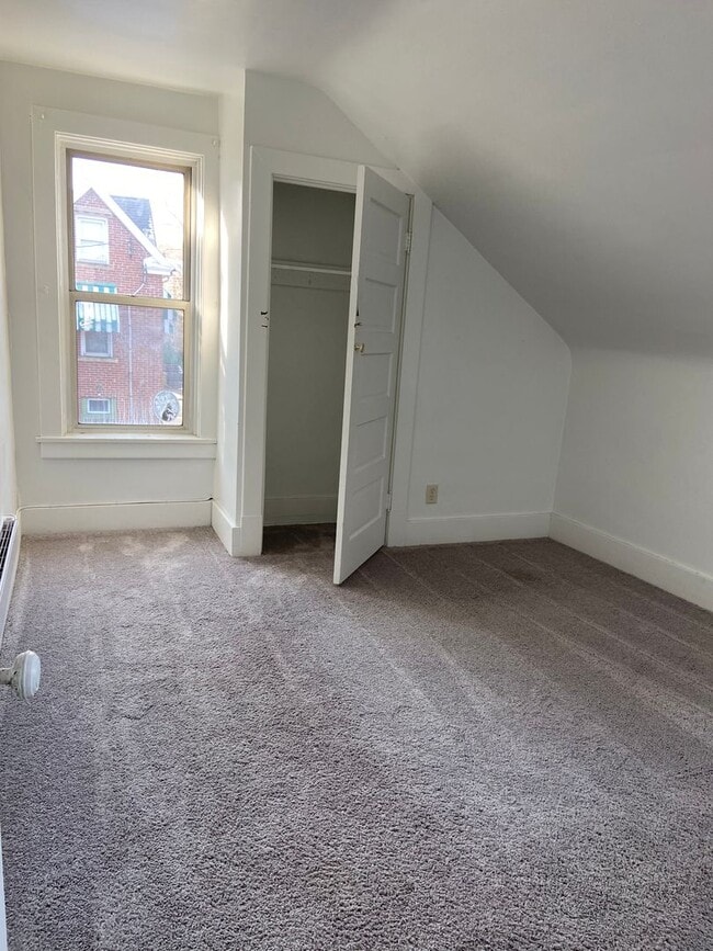 Building Photo - 121 McKinley Ave