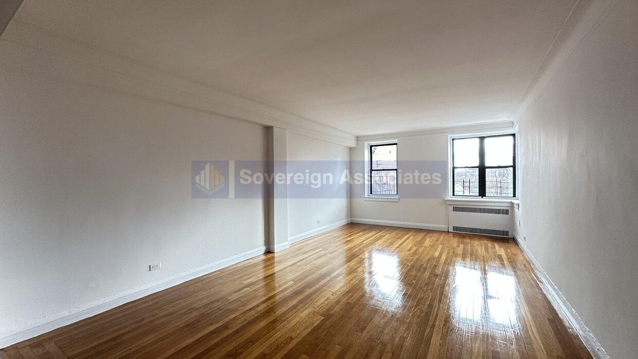 Foto principal - 511 West 235th Street