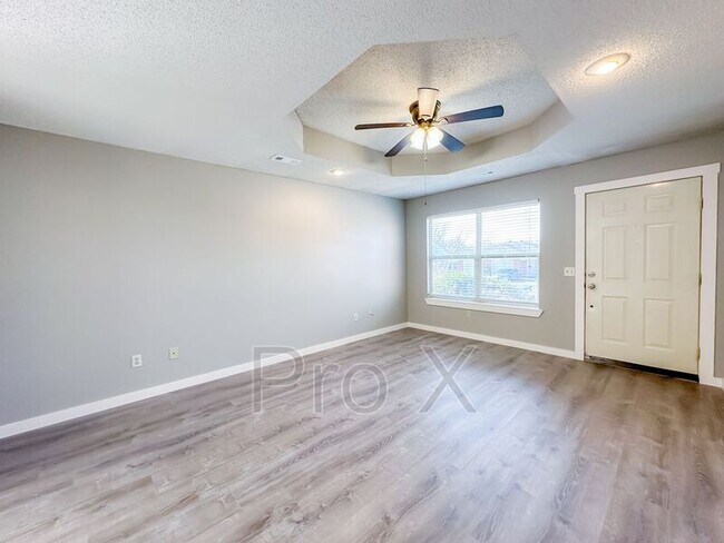 Building Photo - 1444 N Dawn Dr