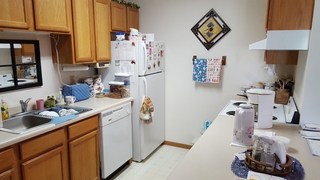 Building Photo - Centennial Apartments