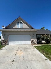 Building Photo - 621 N Copper River Dr