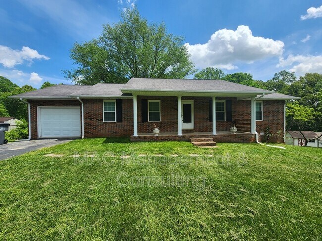 Building Photo - 1606 Brookdale Ave