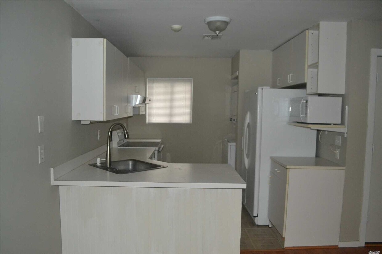 Foto principal - 220 Montauk Hwy