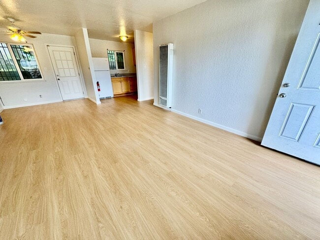 Foto del edificio - 2863 Brookdale Ave