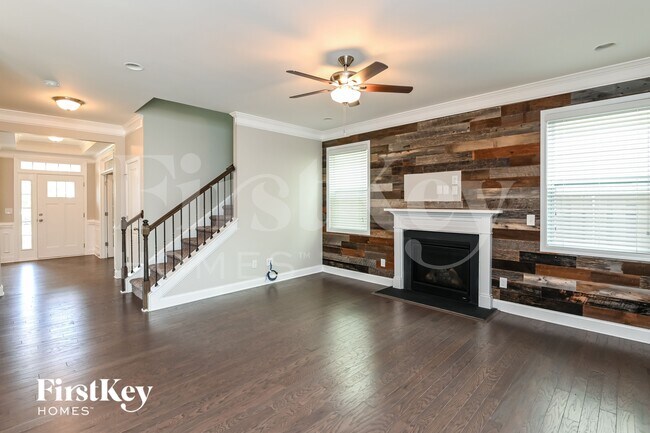 Foto del edificio - 9725 Rayneridge Drive