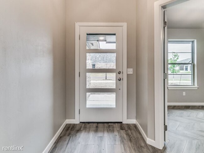 Foto del edificio - 4 br, 2 bath House - 16701 Monroe Drive