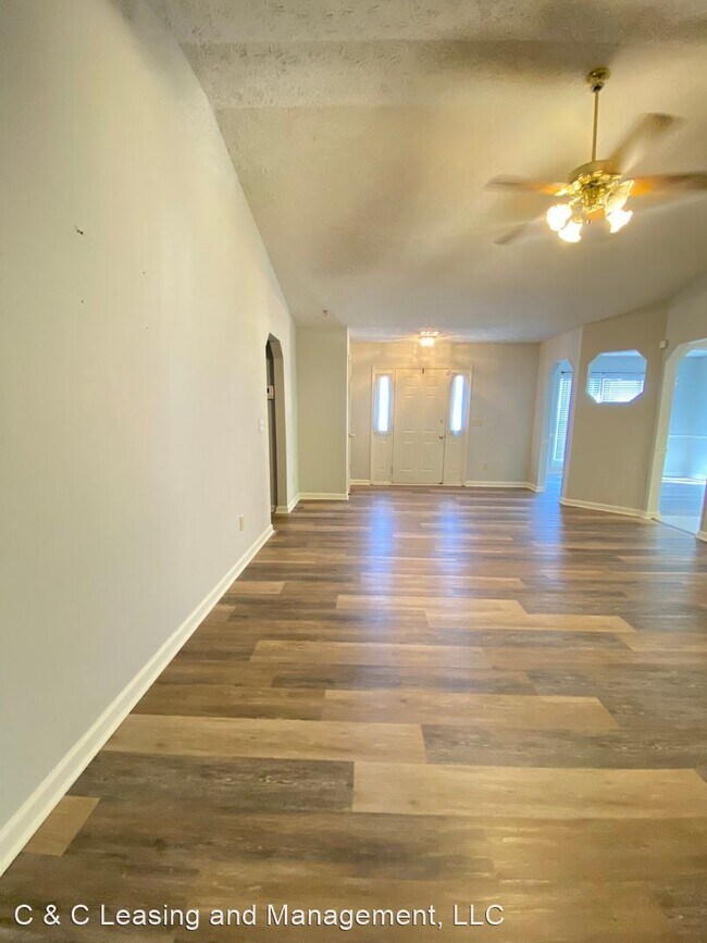 Building Photo - 3 br, 2 bath House - 4134 Terrace Pointe Dr.