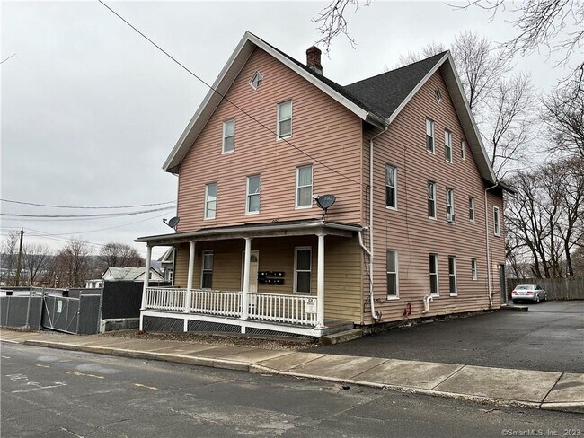 Building Photo - 15 Sylvan Ave