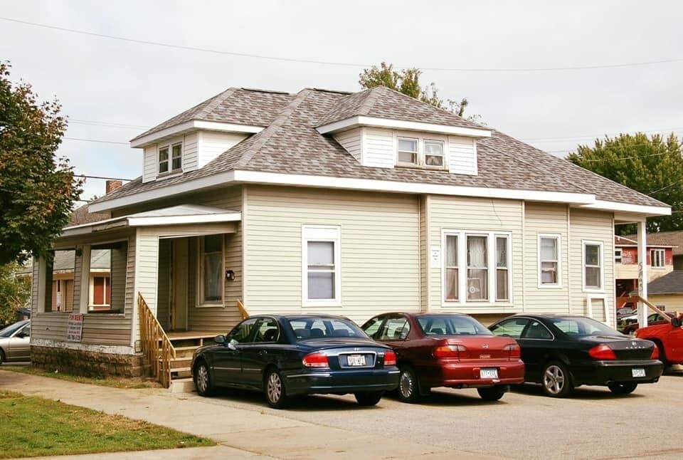 212 10th St N, La Crosse, WI 54601 House Rental in La Crosse, WI