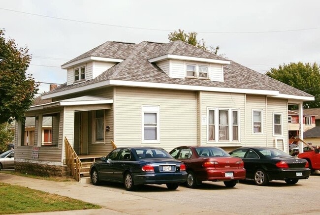 Foto del edificio - 212 10th St N