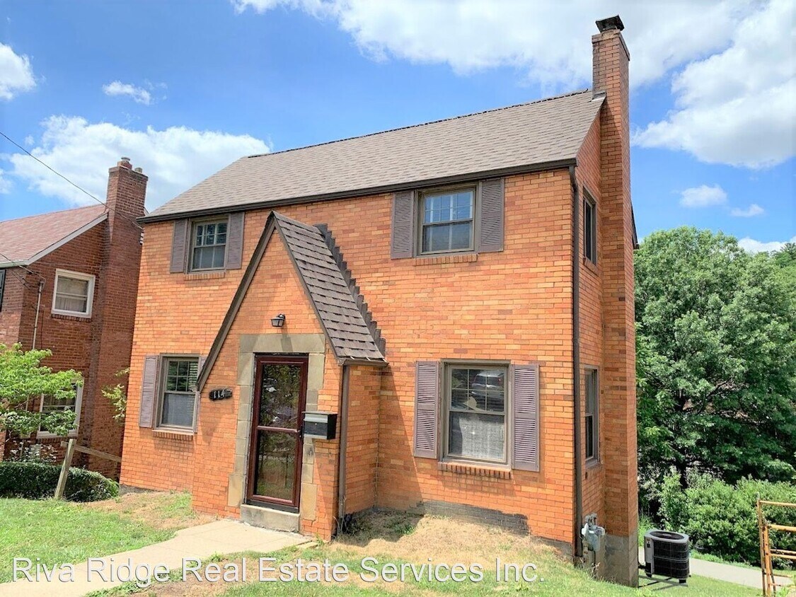 2 br, 1.5 bath House 114 Greenlee Road House Rental in Pittsburgh