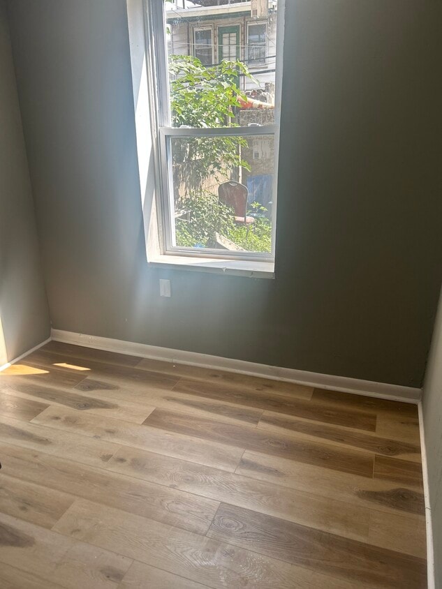 Foto del edificio - 1315 S Hicks St