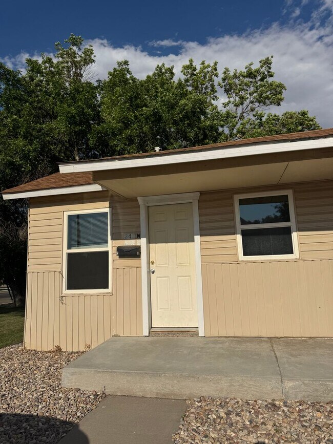 Building Photo - 345 W 200 S