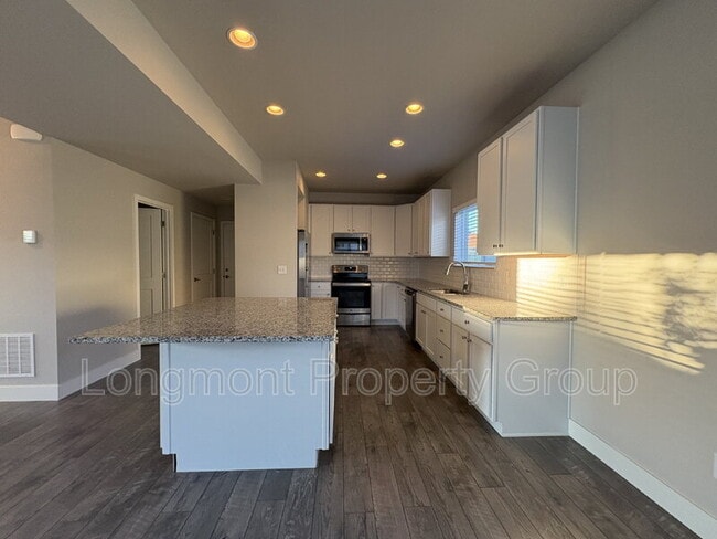 Photo - 1322 Johnston Ct House