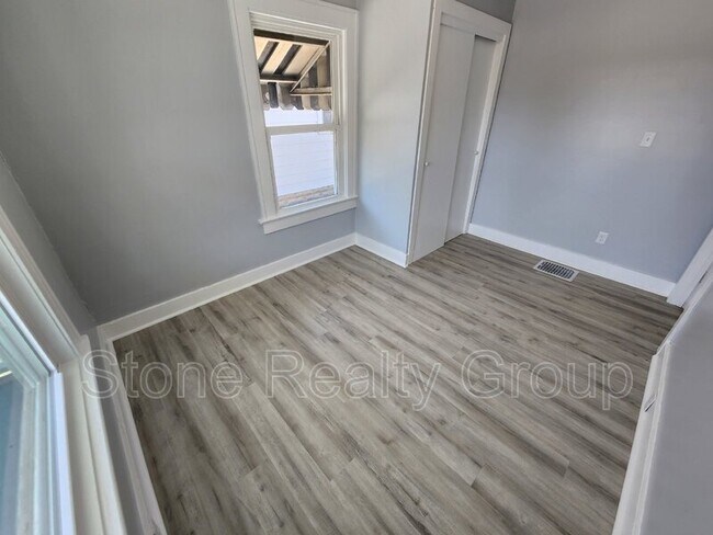 Building Photo - 3008 Fenwood Ave