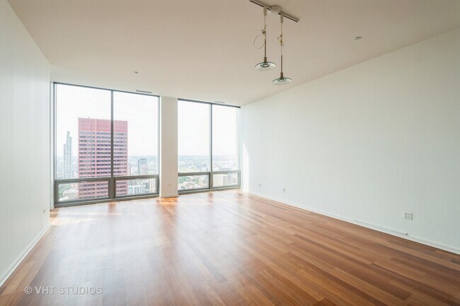 Foto del edificio - 65 E Monroe St