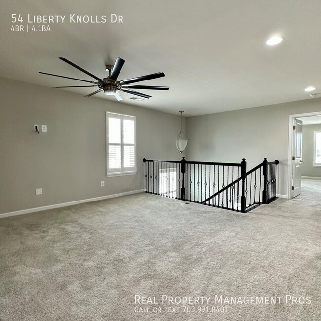 Foto del edificio - Just like NEW 4 Bed / 4.5 Bath Home in Sta...