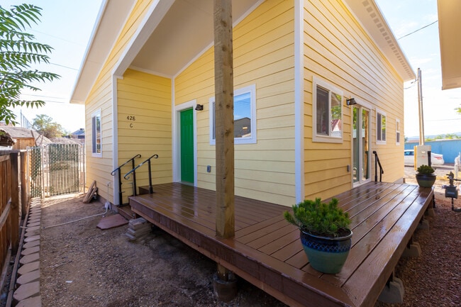 Building Photo - 428 Rockaway Ave