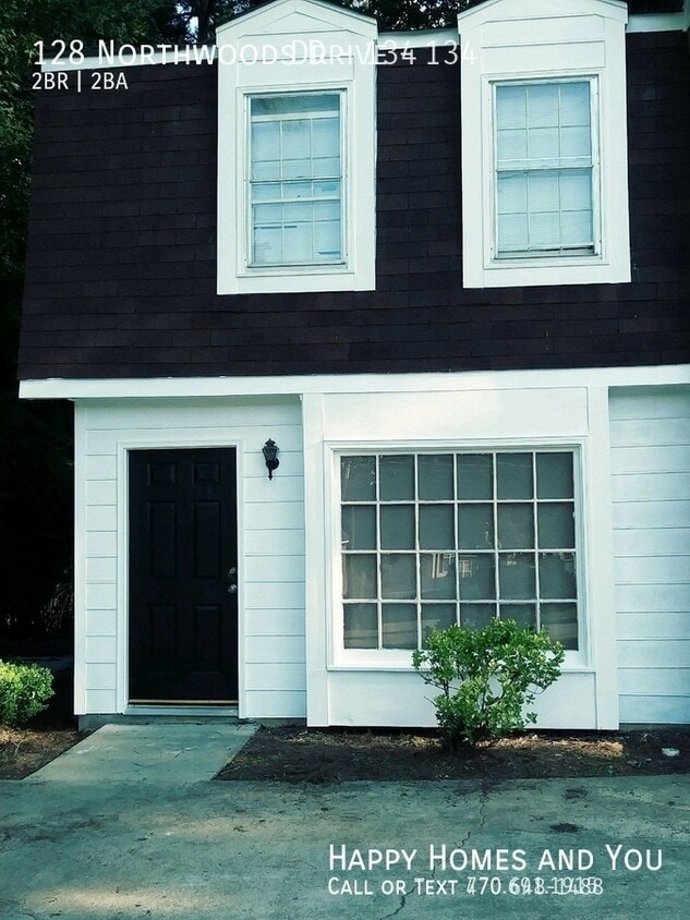 Foto principal - 128 Northwoods Dr