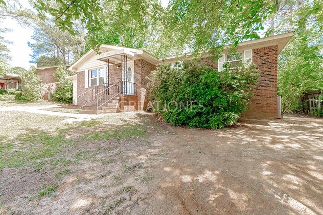 Building Photo - 1436 Hollingshed Rd