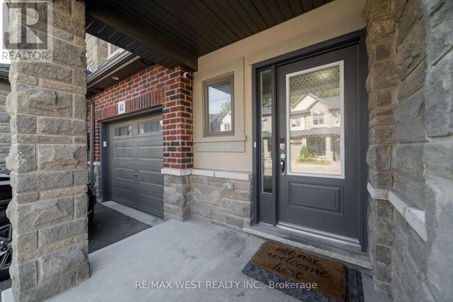 Building Photo - 324 EQUESTRIAN BSMT Way