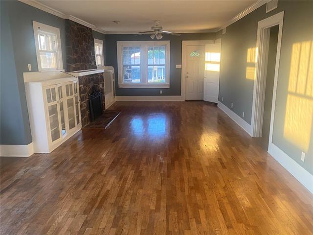 Building Photo - 602 E Wise St