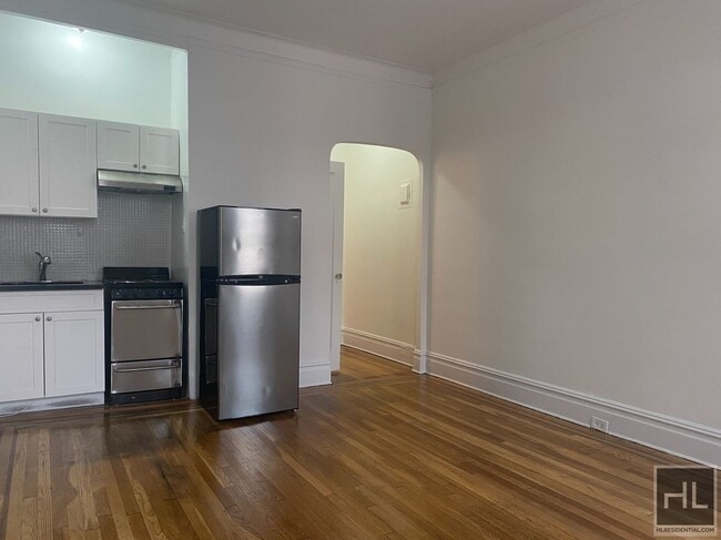 Building Photo - EAST 87 STREET