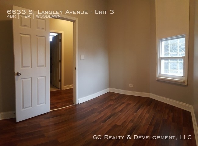 Building Photo - 6633 S Langley Ave