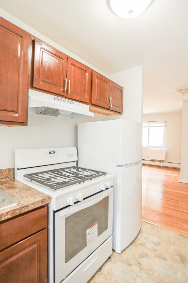 Foto del edificio - 6717 N Hermitage Ave