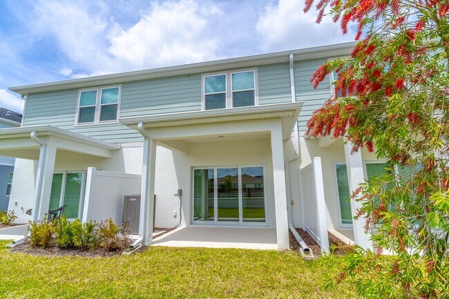 Foto del edificio - 5115 Inspire Ln