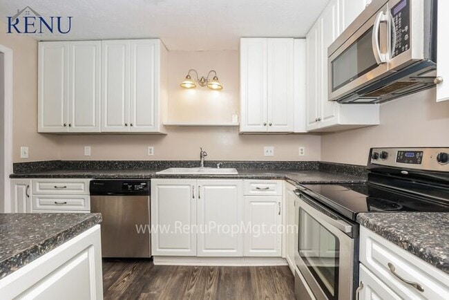Foto del edificio - 745 Long Hunter Ct