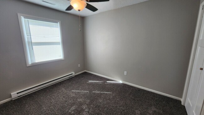 Foto del edificio - 216 25th Ave SW