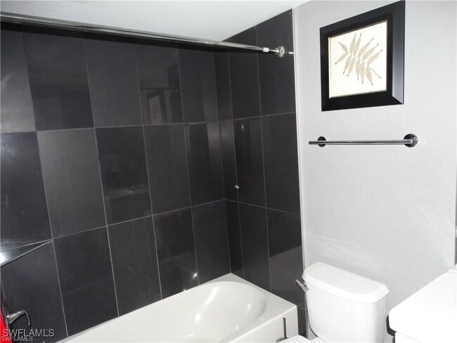 Foto del edificio - 3250 Cypress Glen Way