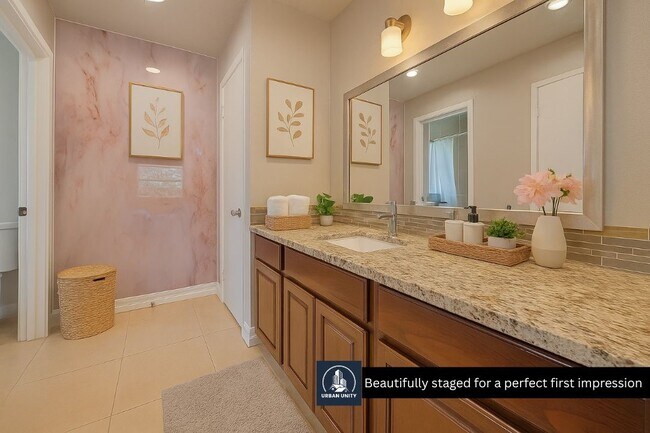 Foto del edificio - 14330 Templar Ln
