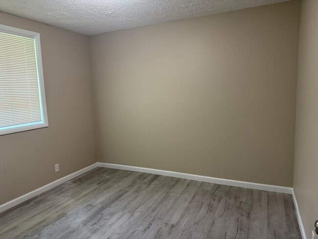 Foto del edificio - 2 bedroom, 1 bath