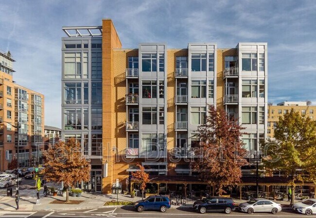 Building Photo - 1390 V St NW