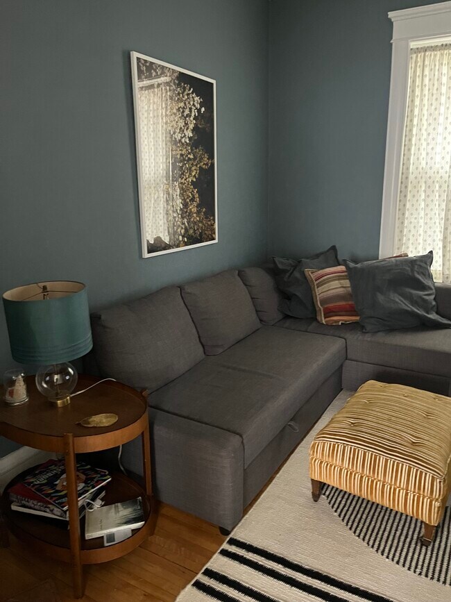 Foto del edificio - 2555 Emerson Ave S