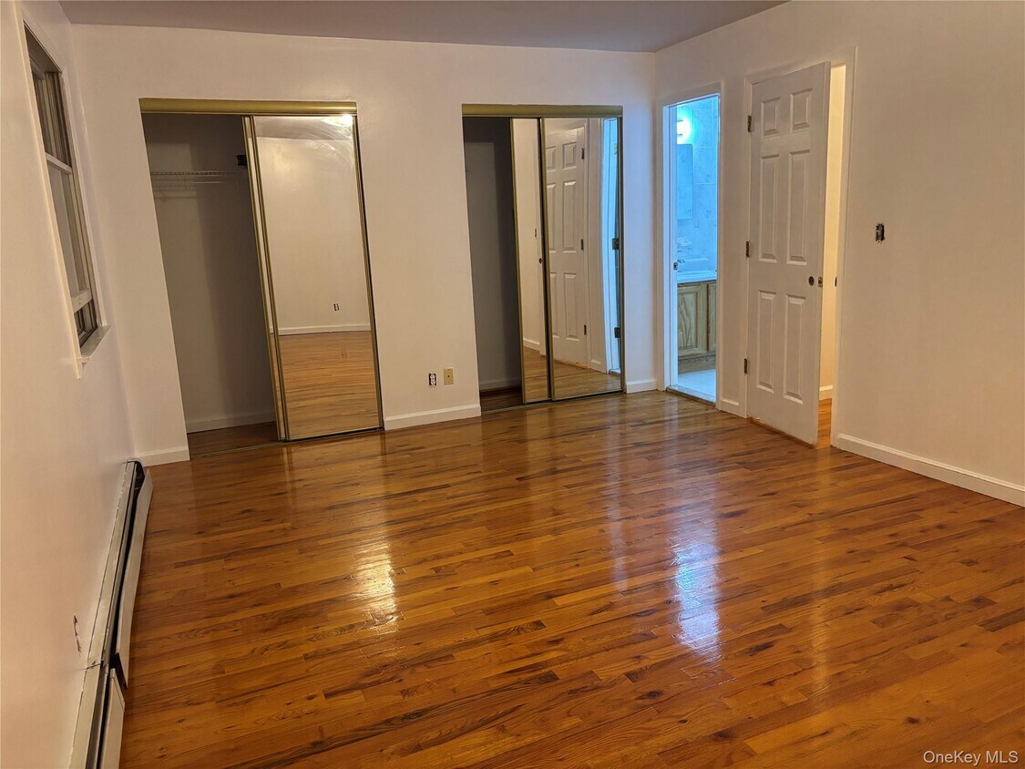 Building Photo - 69-15 53rd Ave