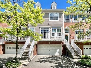 Building Photo - 6 McMartin Ct