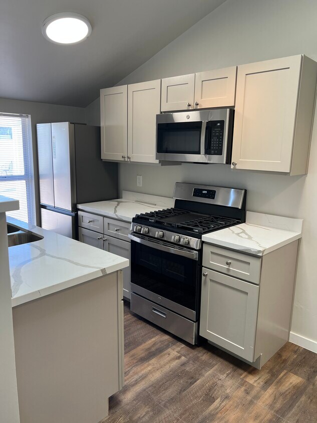 Foto principal - 402 S Roosevelt St