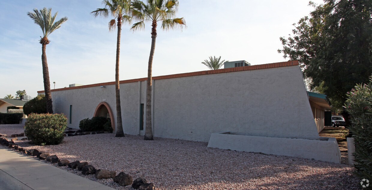 7249 E Belleview St, Scottsdale, AZ 85257 Apartments in Scottsdale