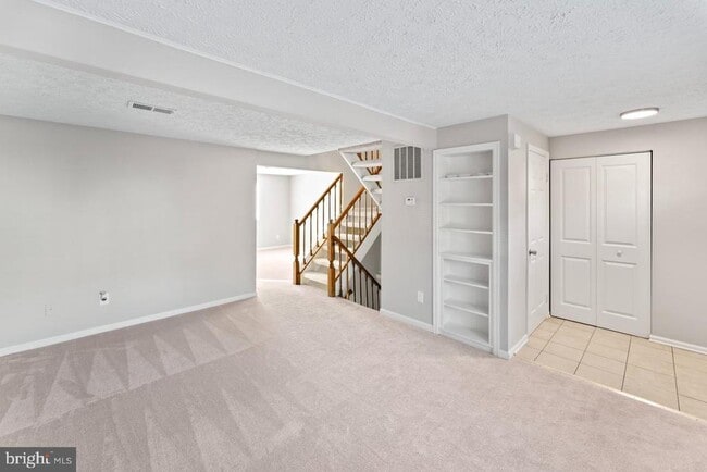 Building Photo - 503 Cross Ridge Ct